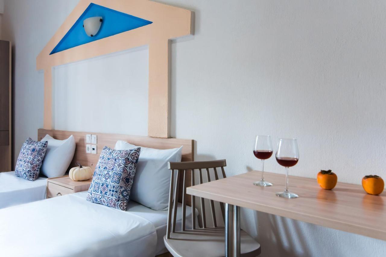 Otel Ilios 3*